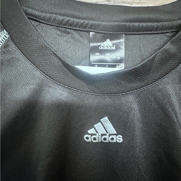 adidas Black and Gray Short Sleeve Athletic Tee - Picture 4 of 4